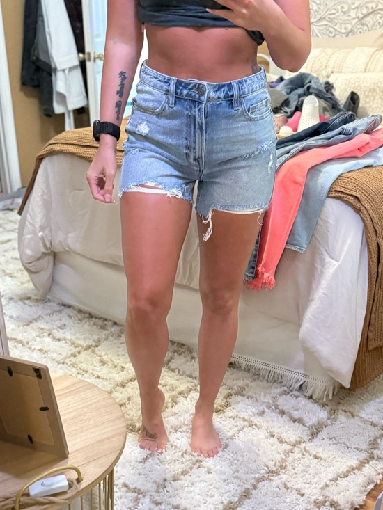Hidden Jeans Pants - HIDDEN SZ S High-Rise Distressed Light Wash Denim Cutoff Shorts